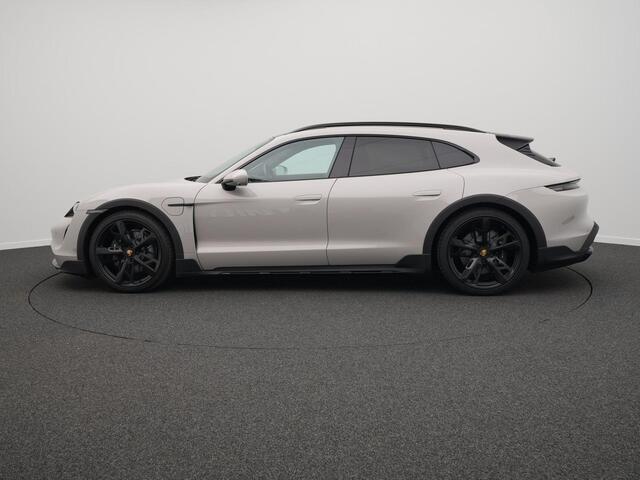 Porsche Taycan Cross Turismo 4