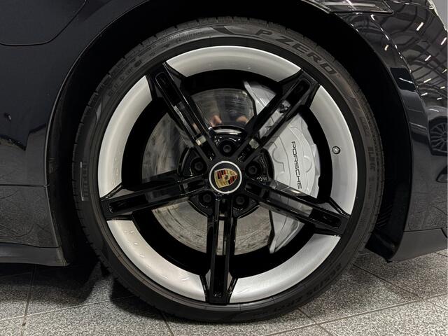 Porsche Taycan Turbo 93 kWh Pano|Bose|zomer&winterset