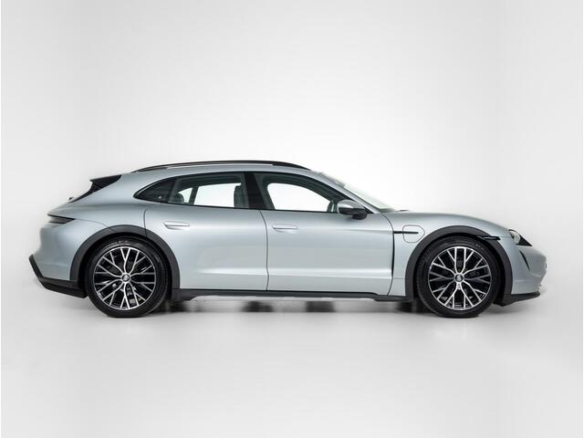 Porsche Taycan 4 Cross Turismo