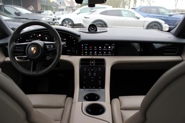 Porsche Taycan Sport Turismo 4S 93 kWh / Panoramadak / 360Camera / Head-up / Accu Performance+ / 21'' / Achterasbesturing / Luchtvering / Keyless / Stoel+Stuurverwarming / DAB / ACC