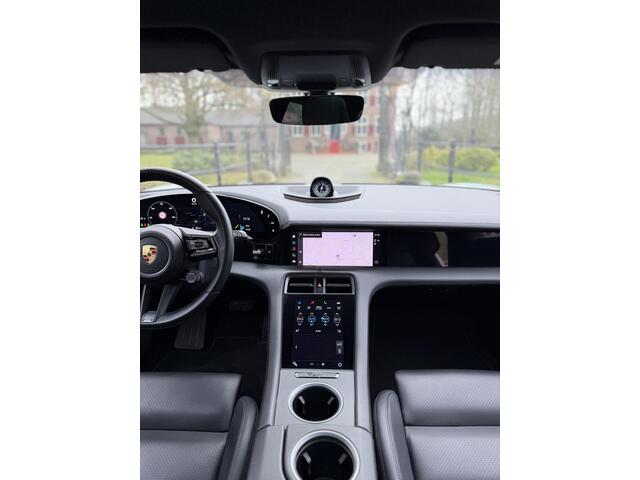 Porsche Taycan 4S Performance 84 kWh | Krijtgrijs | Sport Chrono | 360 | Bose | Pano |