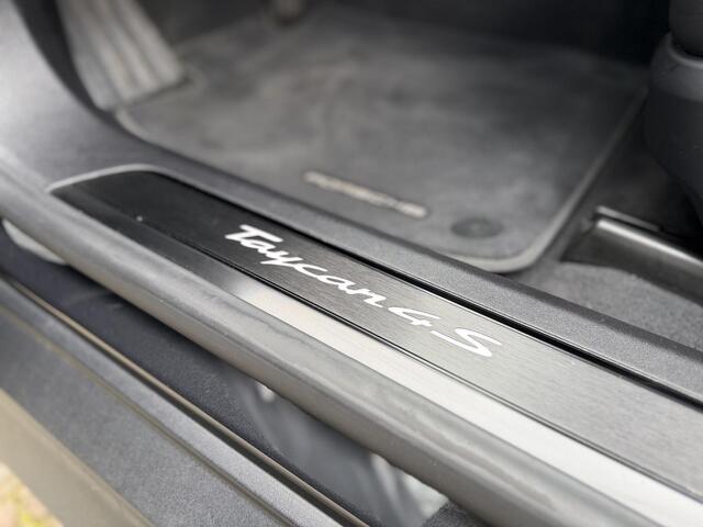 Porsche Taycan 4S Performance 84 kWh | Krijtgrijs | Sport Chrono | 360 | Bose | Pano |
