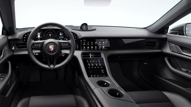 Porsche Taycan 4 Cross Turismo