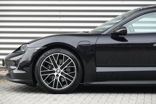 Porsche Taycan Sport Turismo 93 kWh Sport Chrono | Pano | Memory | ACC | Lift | Luchtv. | 360 |