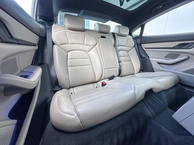 Porsche Taycan Performance 84 kWh