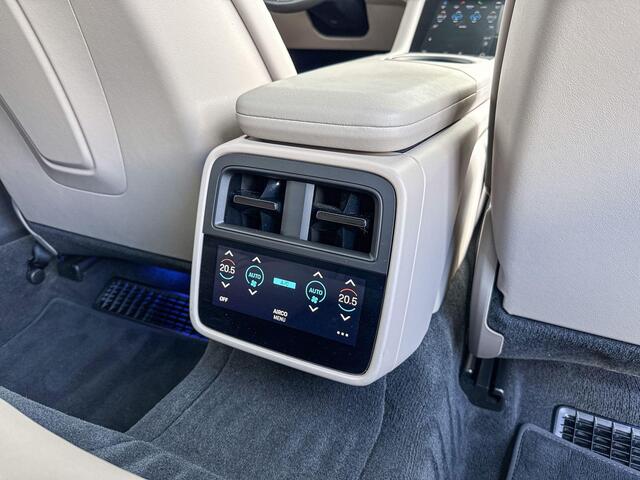 Porsche Taycan Performance 84 kWh