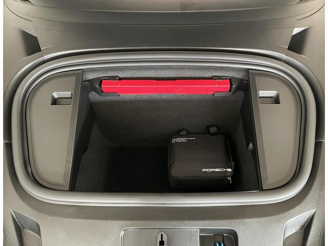 Porsche Taycan 79 kWh | Sport Chrono | Warmtepomp | Climatronic