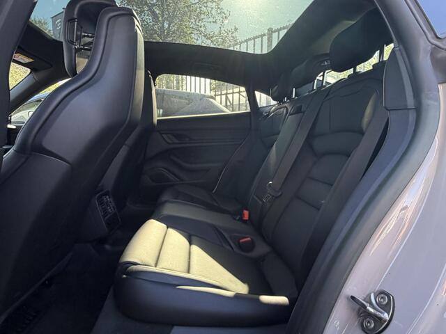 Porsche Taycan Performance 93 kWh Passenger Display | Pano | Chrono | 360 Camera