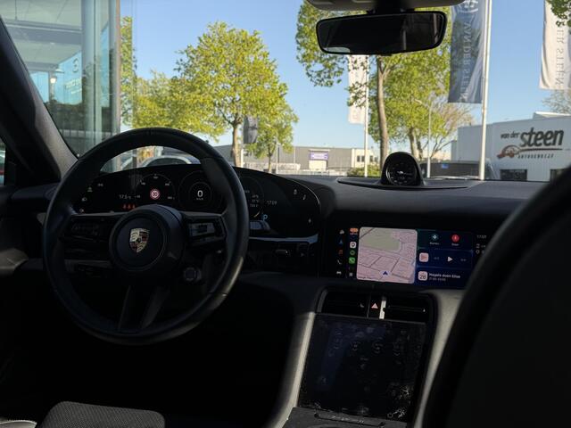 Porsche Taycan Performance 93 kWh Passenger Display | Pano | Chrono | 360 Camera