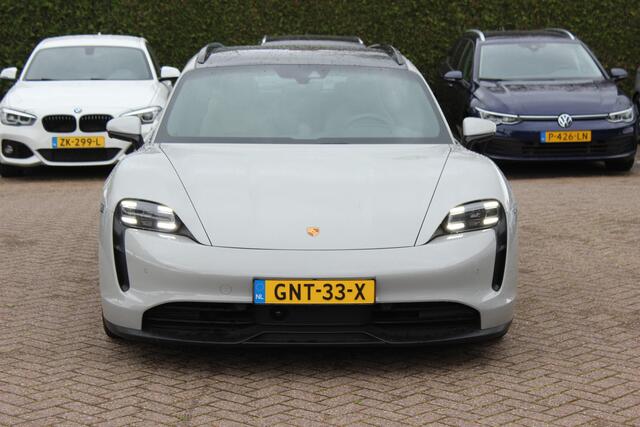 Porsche Taycan Sport Turismo 4S 93 kWh / SoH 91,9% / Panoramadak / 360Camera / Head-up / Accu Performance+ / 21'' / Achterasbesturing / Luchtvering / Keyless / Stoel+Stuurverwarming / DAB / ACC