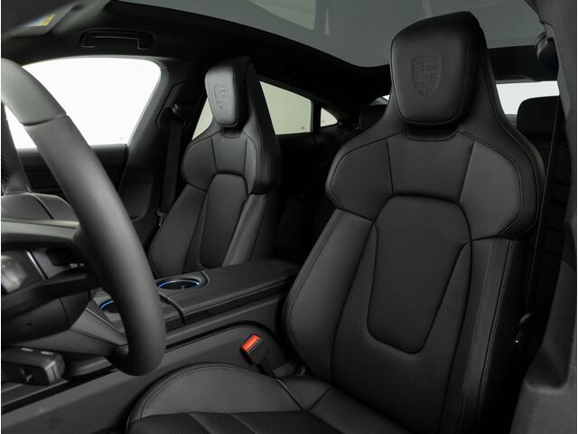Porsche Taycan Black Edition