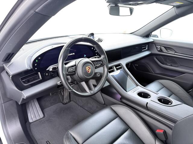 Porsche Taycan Panoramadak Sport chrono pakket Adaptieve luchtvering Bose®-Audio Apple Carplay Android Auto Navi Ecc Camera Pdc Comfortstoelen Stoelverwarming Elek.Achterklep Lmv Led Elek.Stoelen DAB Lane Change Assist ParkAssistent SOH 90% 1e Eigenaar Origineel Nederla