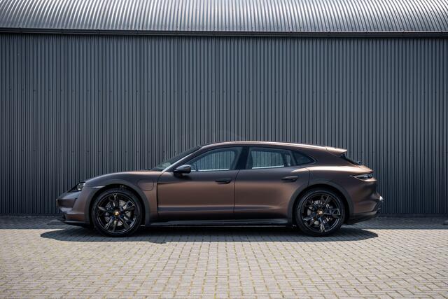 Porsche Taycan Cross Turismo 4 | 93kWh | SOH 91% | Luchtvering | Panoramdak