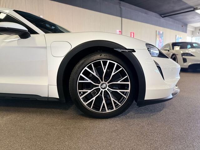 Porsche Taycan Cross Turismo 4 93 kWh-SOH 90%-PANORAMA-ADAP. STOELEN 18 VOUDIG-1e EIGENAAR-VOLLEDIG ONDERHOUDEN
