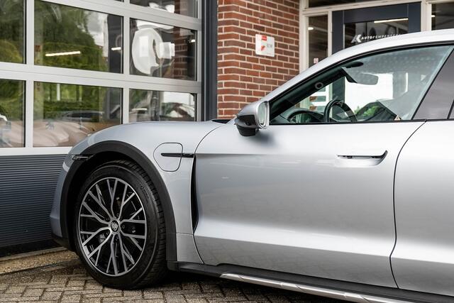 Porsche Taycan 4S 93 kWh | Panorama | Luchtvering | Bose | 360° | Head-Up | 18 V. Seats | ACC | 20' inch |