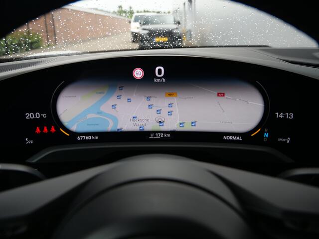 Porsche Taycan 4S Performance 490pk 84 kWh Luchtvering / 360 Camera / Leder / Nachtzichtcamera