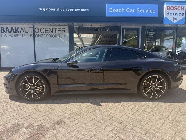 Porsche Taycan 79 kWh | Pano | Leer | Bose