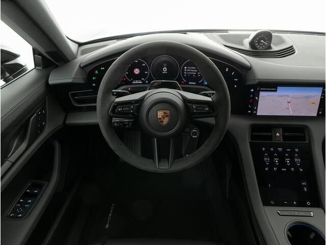 Porsche Taycan 4 Black Edition