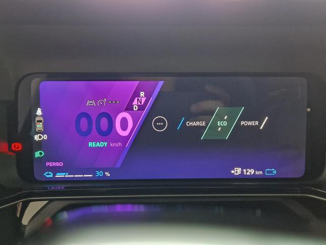 Renault 4 comfort range techno 52 kWh | UIT VOORRAAD LEVERBAAR/NIEUW TE BESTELLEN | DODEHOEK ASSISTENT | ELEKTRISCHE ACHTERKLEP | PACK WINTER | ADAPTIVE CRUISE CONTROLE |