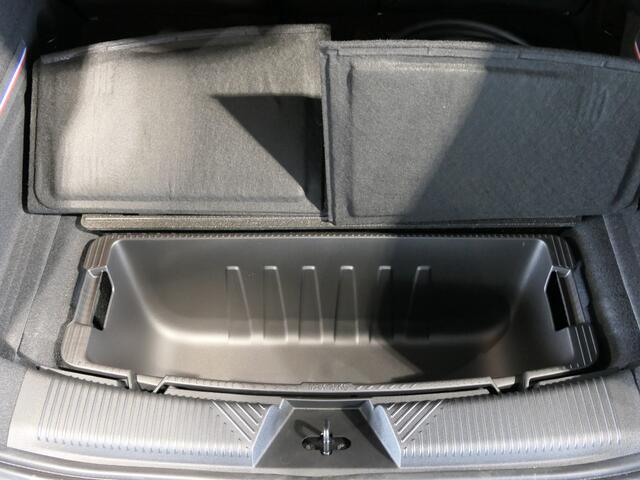 Renault 4 comfort range techno 52 kWh DEMO One Pedal, Stoel/Stuurverwarming, Camera