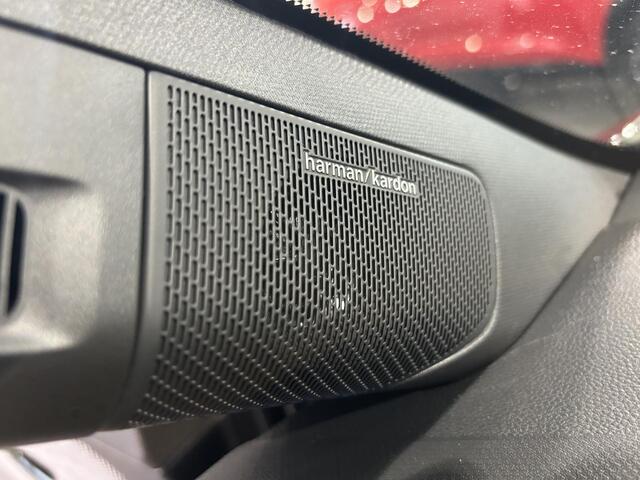 Renault 4 comfort range iconic 52 kWh / PACK ADVANCED DRIVING ASSIST / HARMAN KARDON / ELEKTRISCHE ACHTERKLEP /