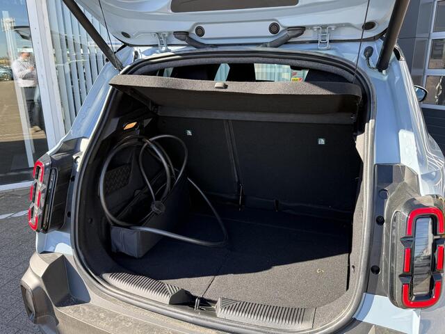 Renault 4 comfort range techno 52 kWh | Demo | Pack Safety & Advanced Driving Assist | Pack Winter |