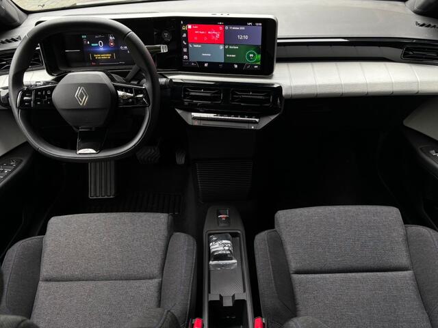 Renault 5 E-TECH 100% ELECTRIC NightenDay 120pk Pack Winter