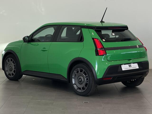 Renault 5 Urban Range FIVE 40 kWh | Van: ¤ 25.359,- nu rijklaar voor: ¤ 24.990,-