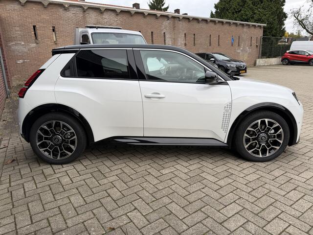 Renault 5 comfort range Roland-Garros 52 kWh Pack safety,Pack Harman kardon Rijklaar