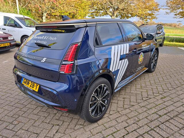 Renault 5 comfort range iconic cinq 52 kWh | 18" LM Velgen | Camera | Adaptive cruise | Harman Kardon | DEMONSTRATIE AUTO, VRAAG NAAR BESCHIKBAARHEID