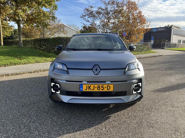 Renault 5 comfort range Roland-Garros 52 kWh APPLE CARPLAY ANDROID AUTO / CLIMATE CONTROLE / NAVIGATIE / PACK SAFETY & ADVANCED DRIVING ASSIST.