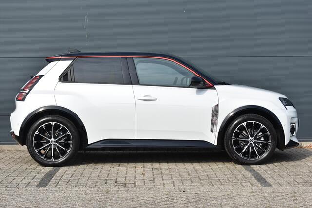 Renault 5 Comfort Range Iconic Cinq 52 kWh 150PK | Google Navigatie | Stoel- en Stuurverwarming | Pack Safety & Advanced Driving Assist | Apple CarPlay & Android Auto