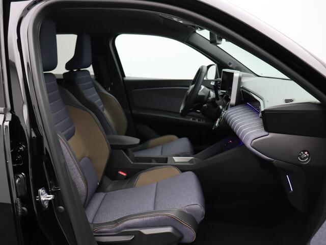 Renault 5 Techno Comfort range | Achteruitrijcamera | ISOFIX-bevestigingssysteem voor kinderzitjes op passagiersstoel en op de twee buitenste zitplaatsen achter | LED-dagrijverlichting met specifiek vormgegeven lichtsignatuur