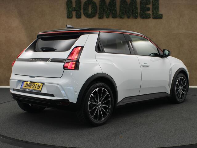 Renault 5 comfort range techno 52 kWh - SOH 99.8%!! - 3 FASE LADEN - PARKEERSENSOREN VOOR EN ACHTER - APPLE CARPLAY/ANDROID AUTO - NAVIGATIE - HARMAN/KARDON GELUIDSINSTALLATIE
