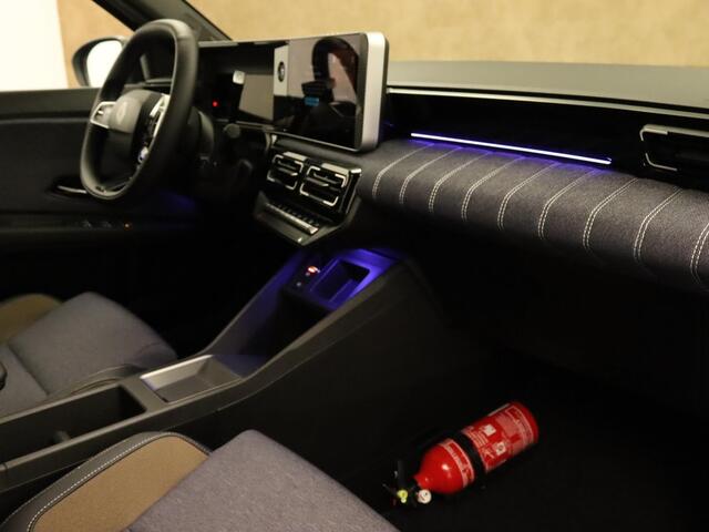 Renault 5 comfort range techno 52 kWh - SOH 99.8%!! - 3 FASE LADEN - PARKEERSENSOREN VOOR EN ACHTER - APPLE CARPLAY/ANDROID AUTO - NAVIGATIE - HARMAN/KARDON GELUIDSINSTALLATIE