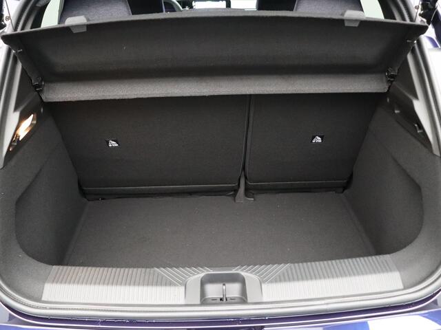 Renault 5 Techno Comfort range | Achteruitrijcamera | ISOFIX-bevestigingssysteem voor kinderzitjes op passagiersstoel en op de twee buitenste zitplaatsen achter | LED-dagrijverlichting met specifiek vormgegeven lichtsignatuur