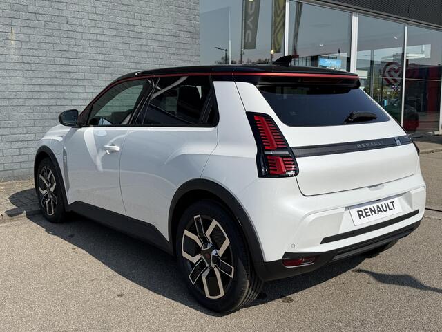 Renault 5 comfort range techno 52 kWh NU 5 JAAR GARANTIE! / PACK WINTER / TWO-TONE METALLIC