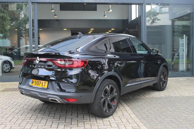 Renault Arkana 1.6 Hybrid 145 R.S. Line AUTOMAAT / DELAER ONDERHOUDEN / LEDER / 9,3'' NAVI / CAMERA / ADAPT. CRUISE / CARPLAY / CLIMATE / STOELV. / STUURV. / BLINDSPOT / PRIVACY GLAS / 18'' LMV