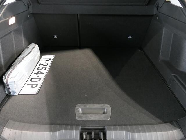 Renault Arkana 1.6 E-Tech Hybrid 145 Intens * Parkeerassistent* - Trekhaak, adaptive cruise, camera