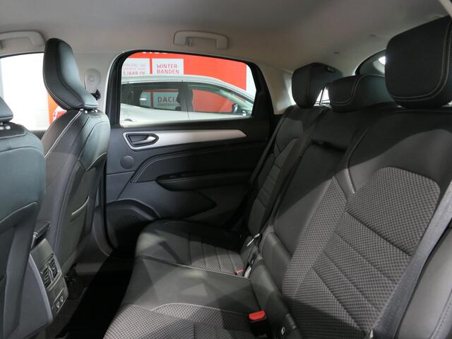 Renault Arkana 1.6 E-Tech Hybrid 145 Intens * Parkeerassistent* - Trekhaak, adaptive cruise, camera