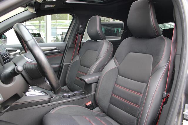 Renault Arkana 1.6 E-Tech Hybrid 145 R.S. Line Stoel en stuurverwarming | Elektrische stoelen | Schuifkanteldak | Adaptive cruise control