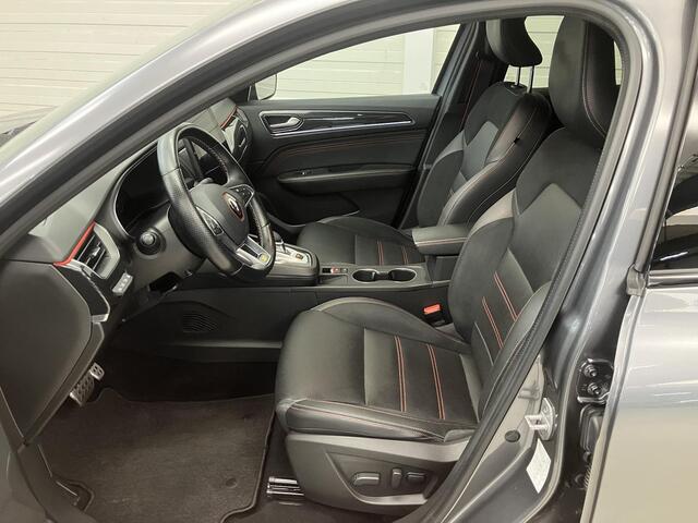 Renault Arkana 1.6 E-Tech hybrid 145 R.S. Line / Lederen Bekleding / Groot Scherm / Navigatie / Camera / Elektrische Stoelverstelling / Stoelverwarming /