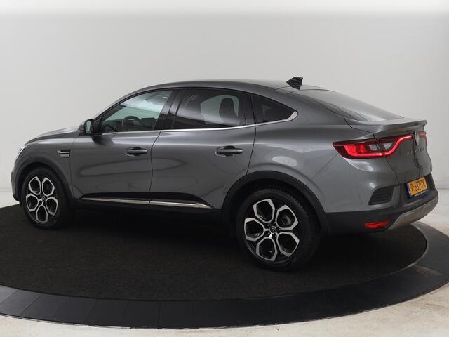 Renault Arkana 1.6 E-Tech Hybrid 145 Intens | Stoelverwarming | Adaptive cruise | Camera | Carplay | Stuurverwarming | Half leder | Navigatie | Climate control