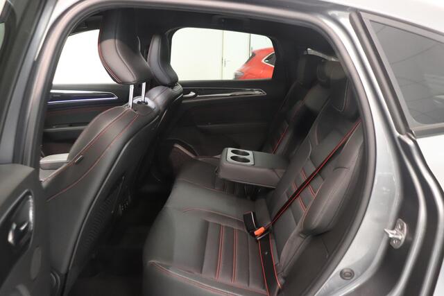 Renault Arkana 1.6 E-Tech Hybrid 145 R.S. Line | Sportstoelen | Camera | Stuur en stoelverwarming | Adaptieve cruise control | LED koplampen | Spoiler |