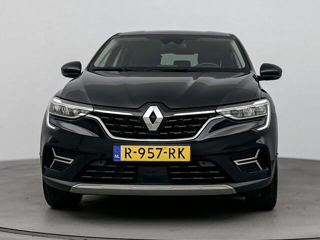 Renault Arkana 1.6 E-Tech Hybrid 145 Pk Intens | Navigatie | Apple & Android Carplay | Parkeersensoren & Camera | Climate Control | All Season Banden | Privacy Glass |