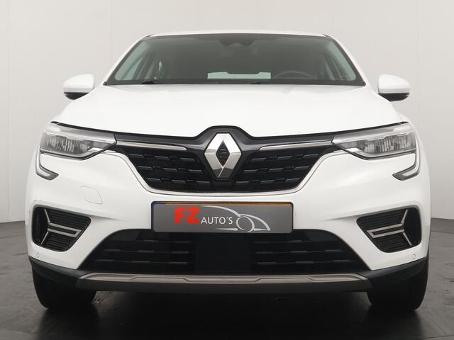 Renault Arkana 1.6 E-Tech Hybrid 145 Zen - Automaat - Navigatie - Parkeersens V+A