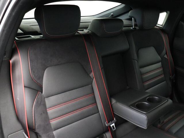 Renault Arkana E-TECH 145pk Hybrid R.S. Line | Navigatie | Achteruitrijcamera | Stoelverwarming | Elektrisch verstelbare stoelen | Bose audio | Cruise Control | Trekhaak |