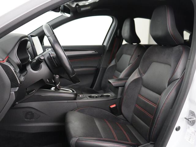 Renault Arkana 1.3 TCe 140 | Leder | Stoel & Stuurverwarming | Adaptive Cruise | Camera | Sfeerverlichting | Carplay | Bose