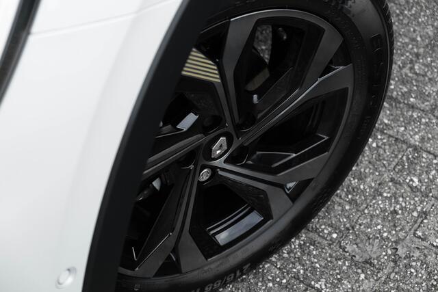 Renault Arkana 1.6 E-Tech hybrid 145 E-Tech engineered | schuifdak | leder | 360 camera | stoelverwarming |