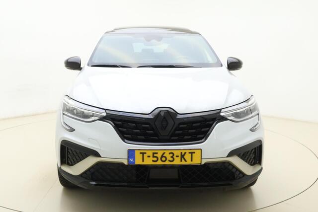 Renault Arkana 1.6 E-Tech hybrid 145 E-Tech engineered | Schuif/kanteldak | Trekhaak | Lederen bekleding | Camera | Navigatie | Keyless | Parkeersensoren voor en achter